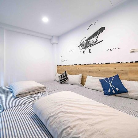 Haian Corner Homestay Тайнань Экстерьер фото