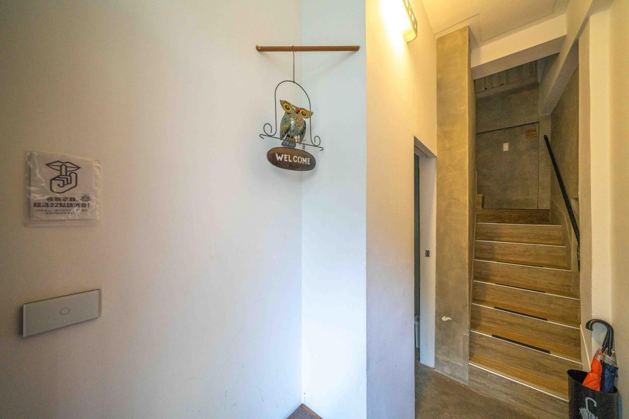 Haian Corner Homestay Тайнань Экстерьер фото