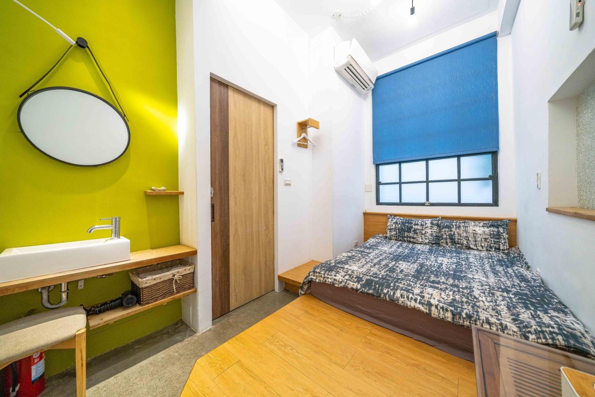 Haian Corner Homestay Тайнань Экстерьер фото